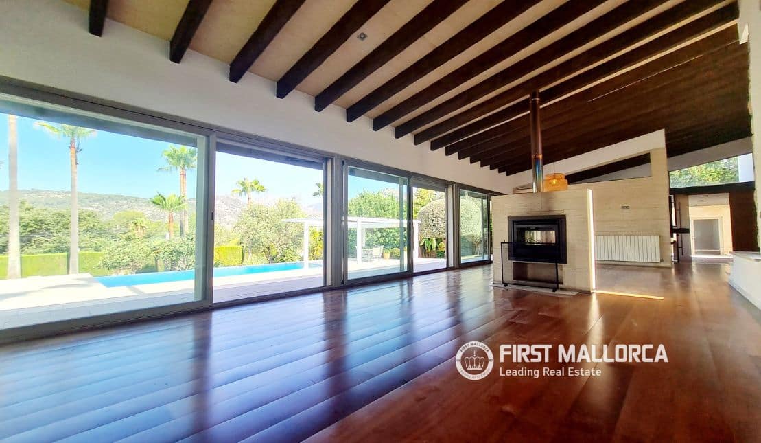 Villa/Maison de 3 chambres à louer à Bunyola avec piscine garage - 6 900 € (Ref: 8342357)