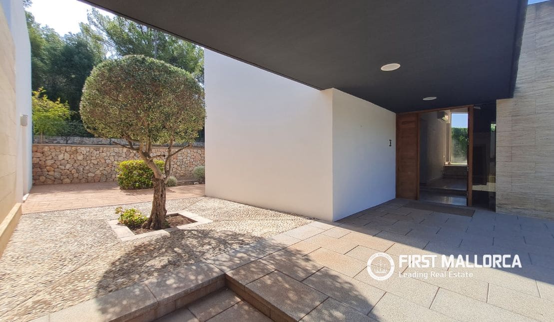 Villa/Maison de 3 chambres à louer à Bunyola avec piscine garage - 6 900 € (Ref: 8342357)