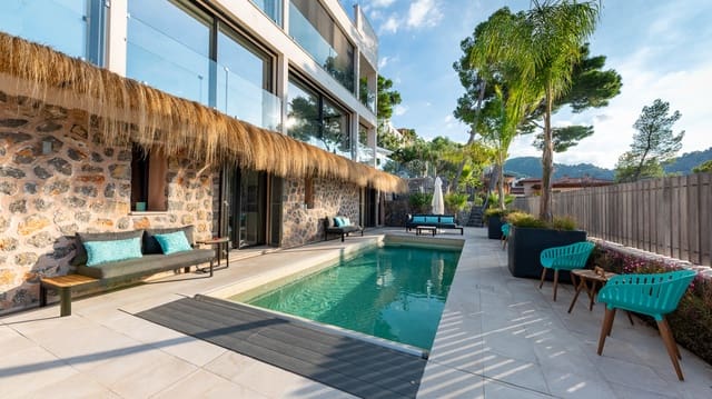 5 soverom Villa til salgs i Puerto de Soller / Port de Soller, Sóller med svømmebasseng garasje - € 6 450 000 (Ref: 8350177)