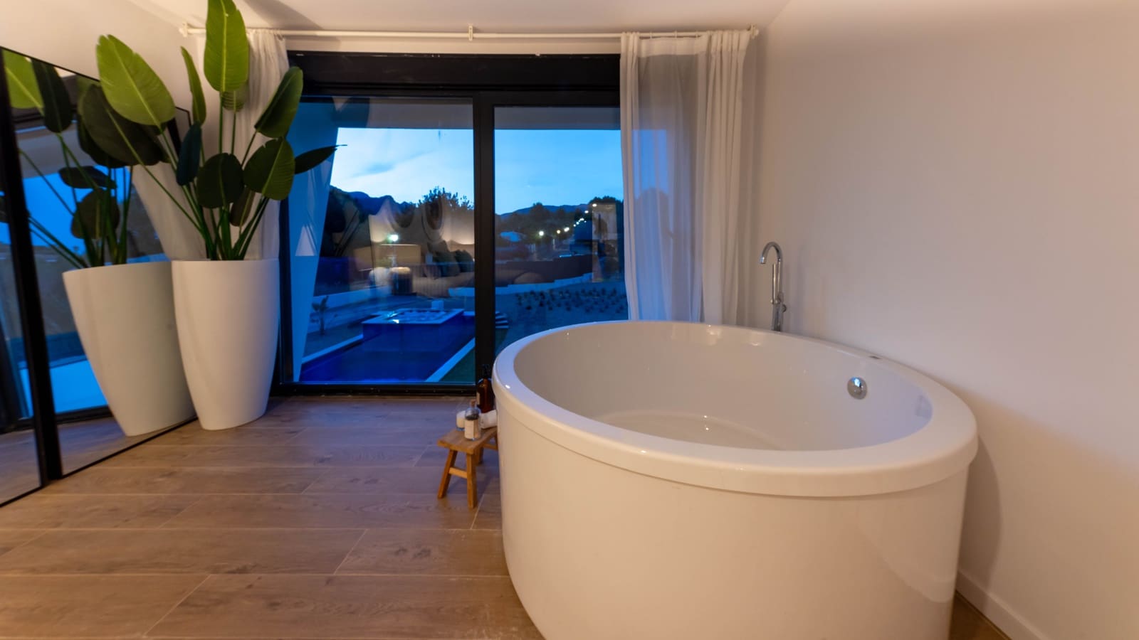 4 soveværelse Villa til salg i Bunyola med swimmingpool garage - € 1.950.000 (Ref: 8350178)