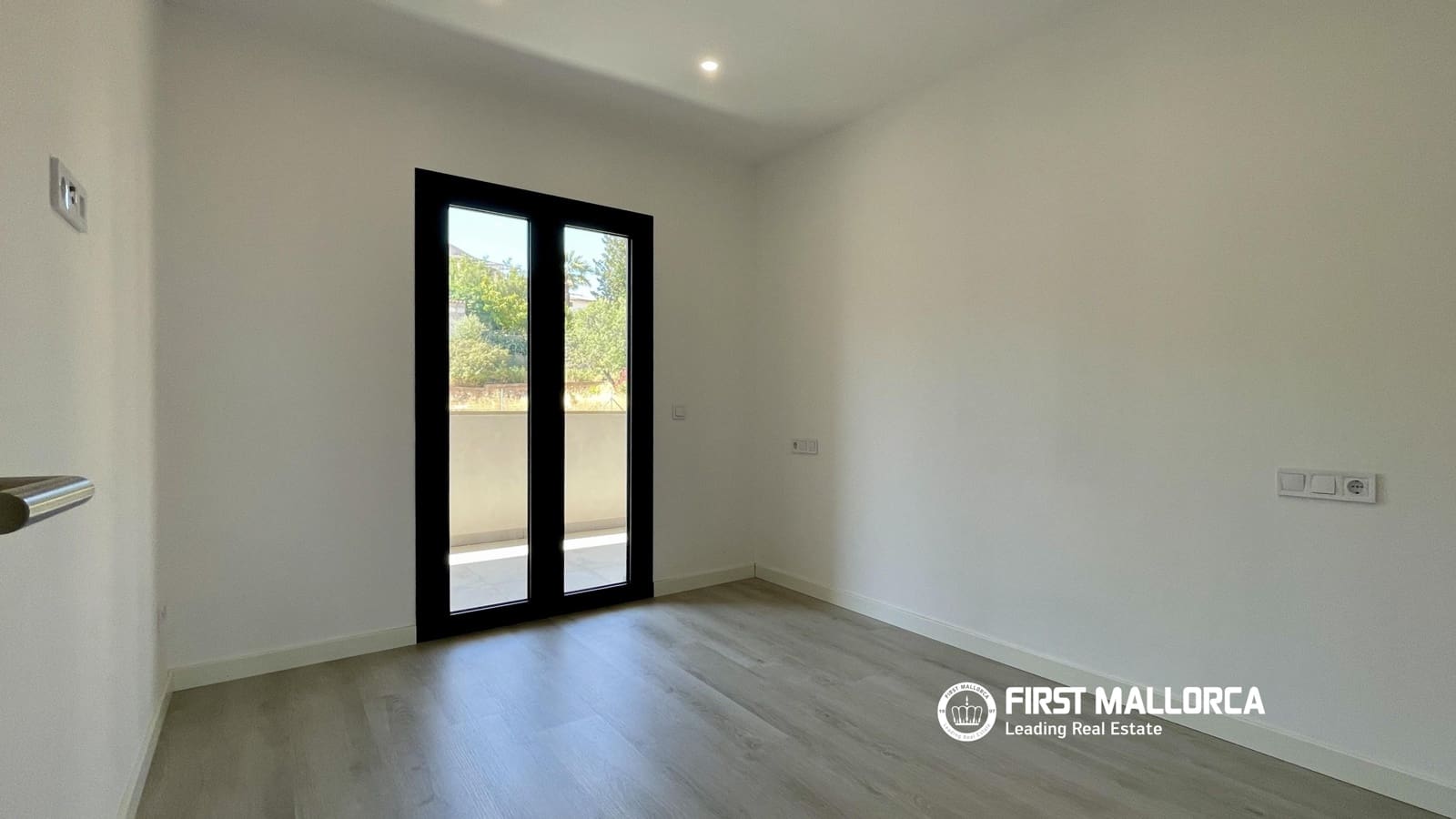 4 soverom Leilighet til leie i Selva - € 2 000 (Ref: 8353386)