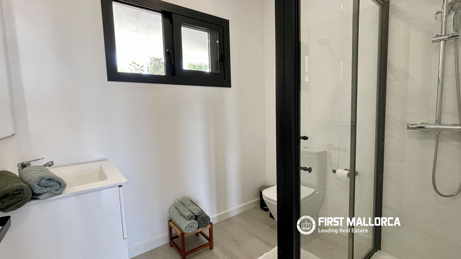 4 soverom Leilighet til leie i Selva - € 2 000 (Ref: 8353386)