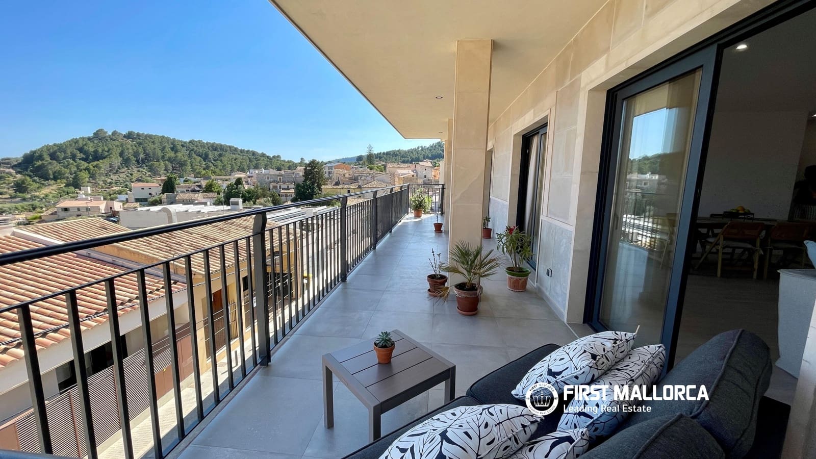 4 soverom Leilighet til leie i Selva - € 2 000 (Ref: 8353386)