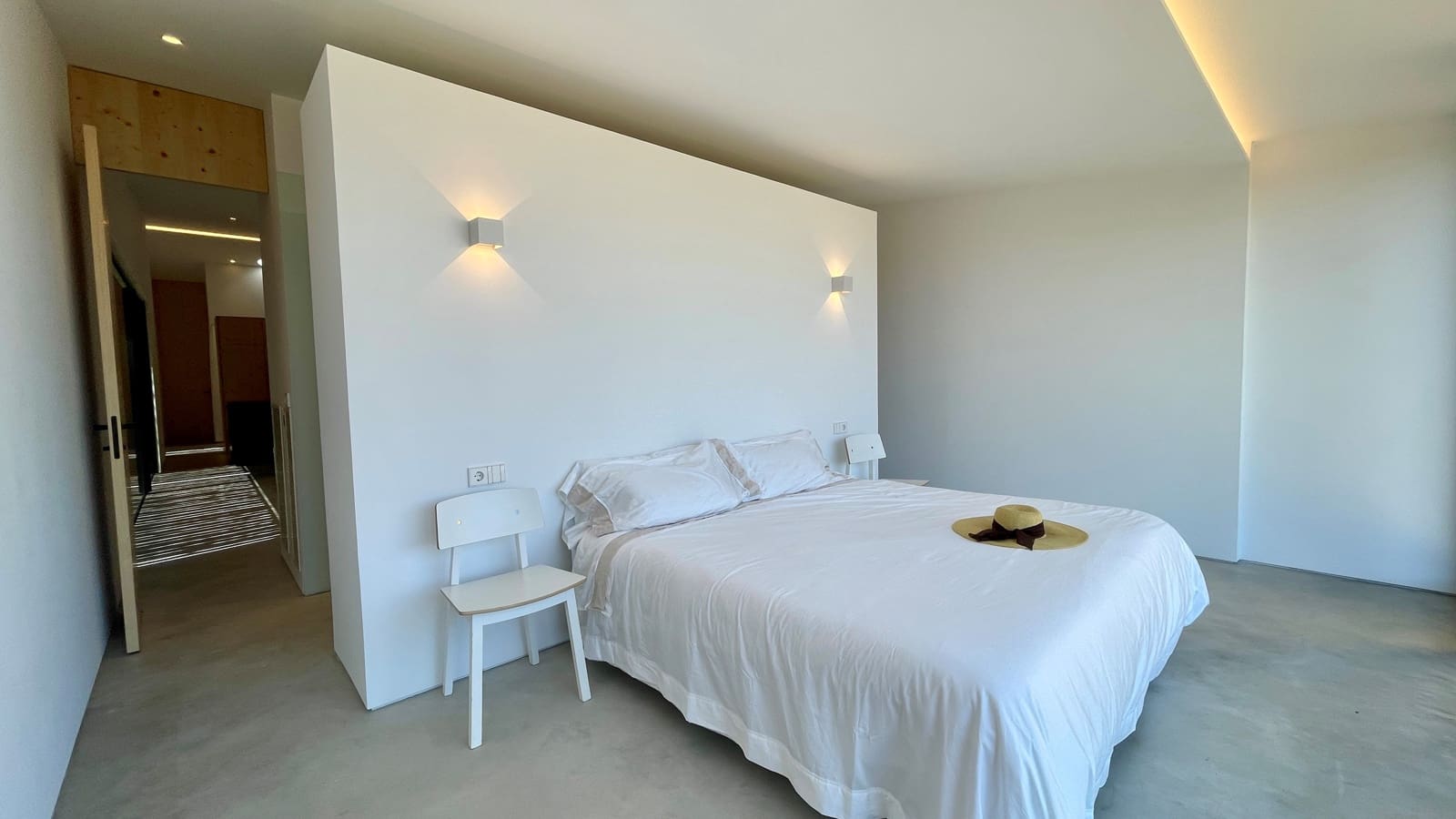 4 sovrum Hus att hyra i Llubi med pool garage - 4 200 € (Ref: 8353389)