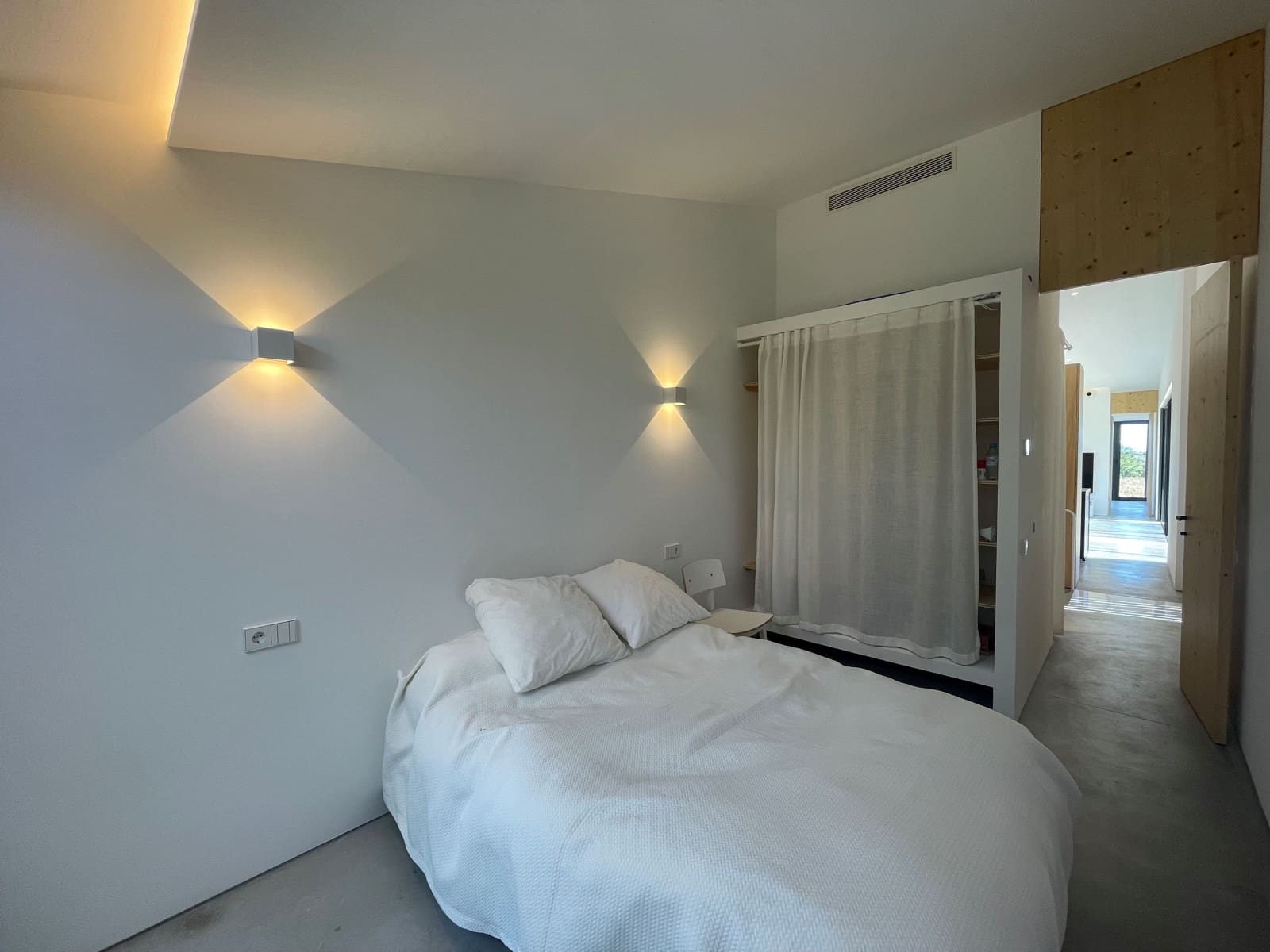 4 sovrum Hus att hyra i Llubi med pool garage - 4 200 € (Ref: 8353389)