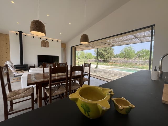 4 sovrum Hus att hyra i Llubí med pool garage - 4 200 € (Ref: 8353389)