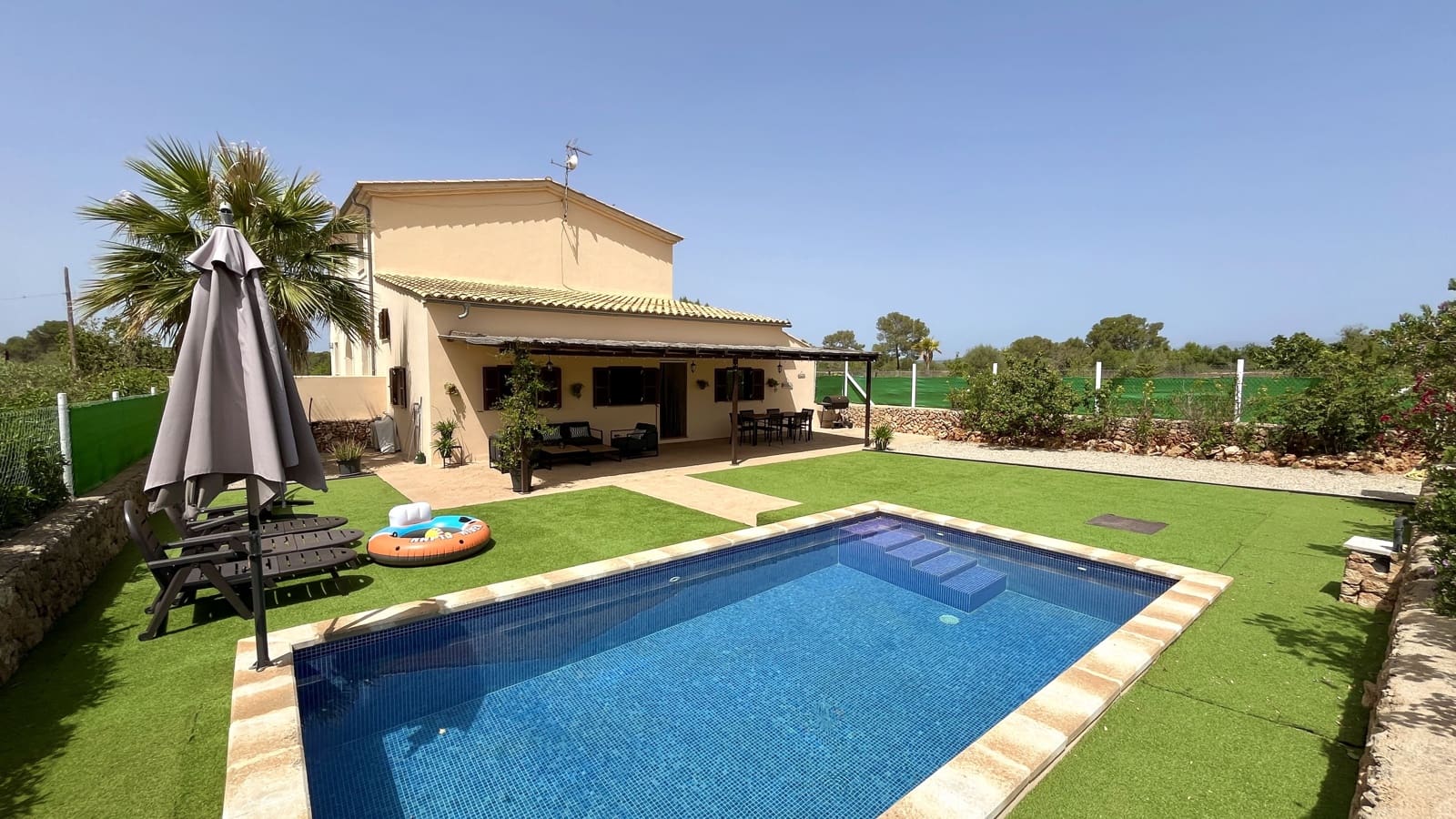 Villa/Maison Semi-Mitoyenne de 1 chambre à louer à Algaida avec piscine garage - 1 680 € (Ref: 8382051)