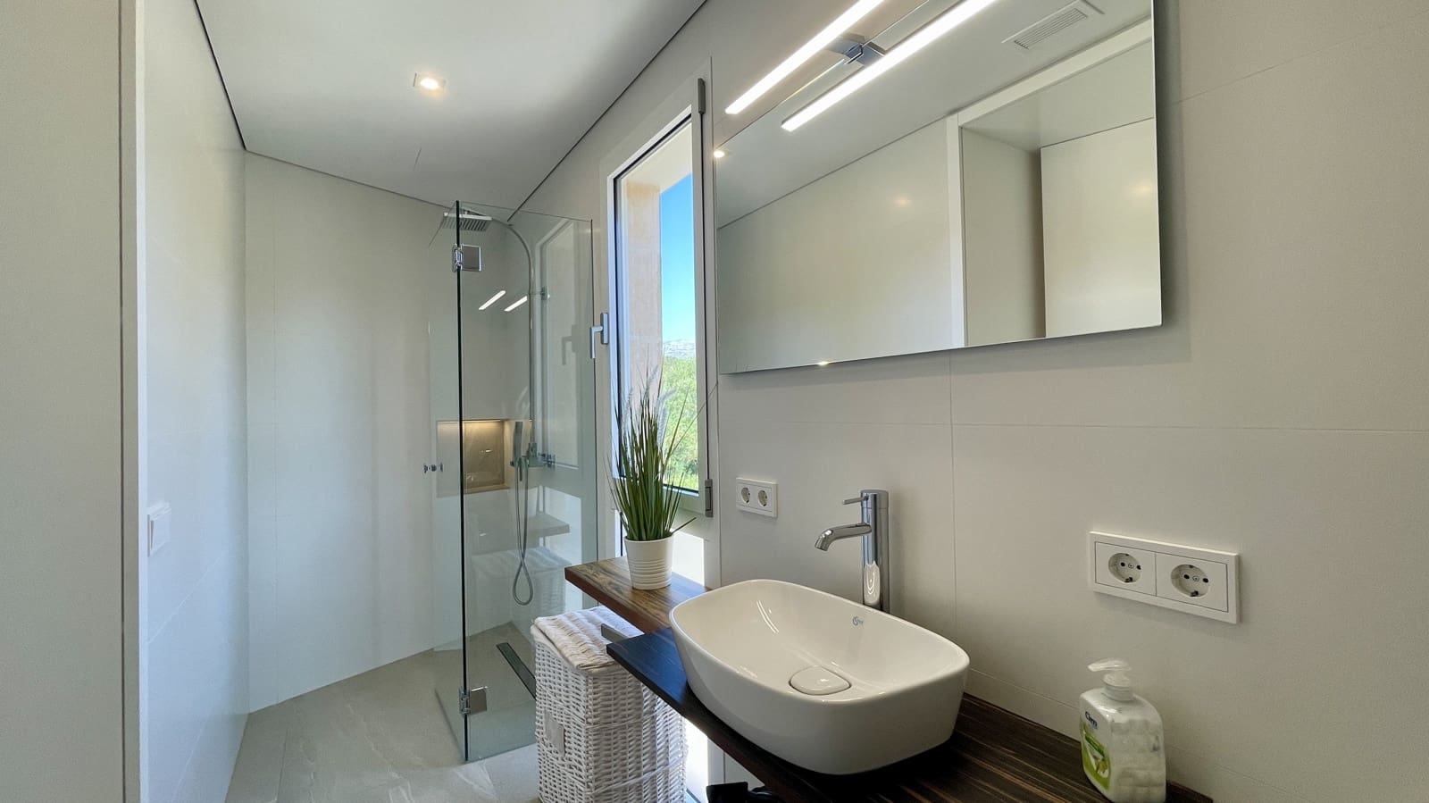 4 soveværelse Byhus til leje i Sa Pobla med swimmingpool garage - € 7.000 (Ref: 8384180)