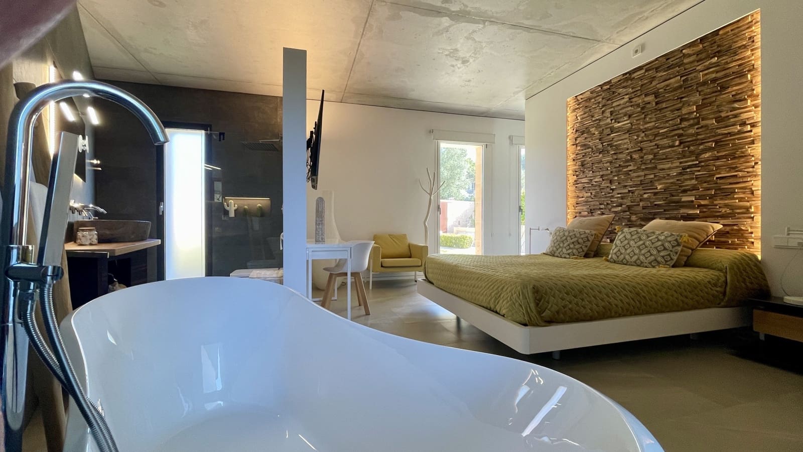 4 soveværelse Byhus til leje i Sa Pobla med swimmingpool garage - € 7.000 (Ref: 8384180)