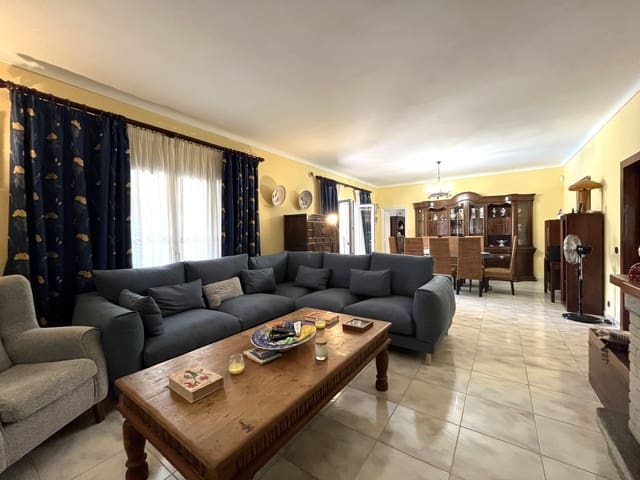 Chalet de 5 habitaciones en Santa Ponsa, Calvià en venta con garaje - 1.950.000 € (Ref: 8394091)