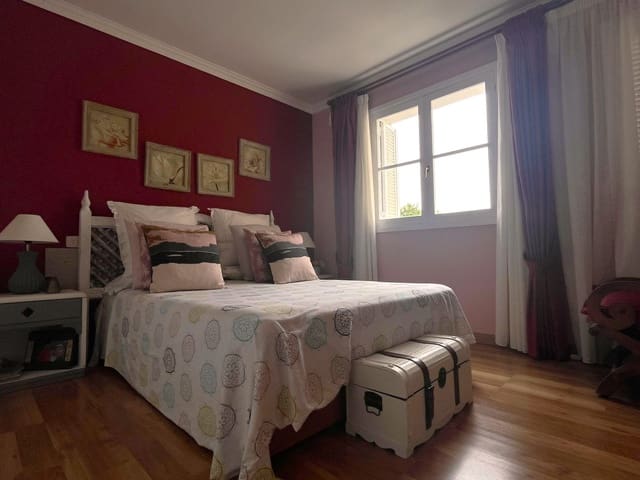 3 slaapkamer Appartement te koop in Santa Ponsa, Calvià met garage - € 690.000 (Ref: 8396155)