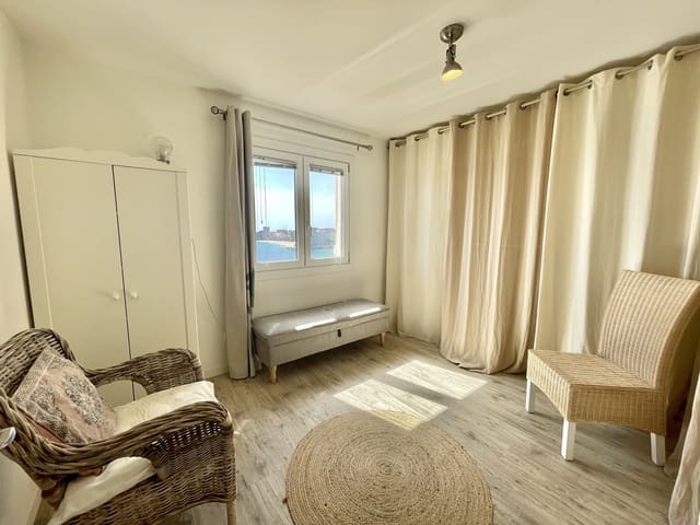 3 bedroom Apartment for rent in Palmanova, Calvià with garage - € 3,500 (Ref: 8404314)