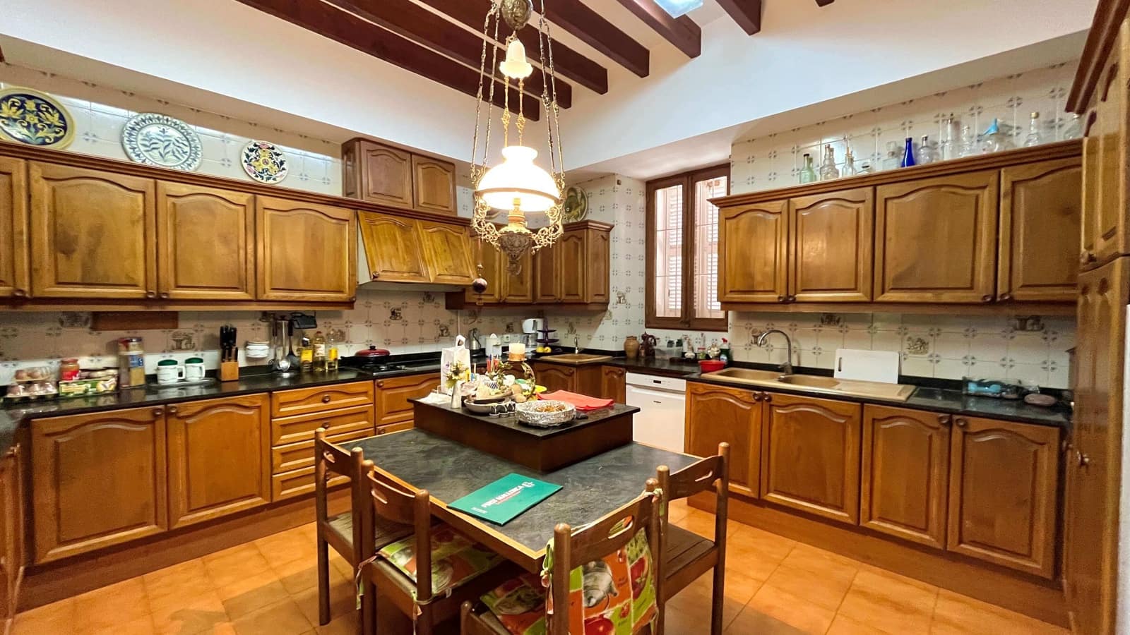 6 bedroom Finca/Country House for sale in Marratxi with pool garage - € 2,300,000 (Ref: 8408954)