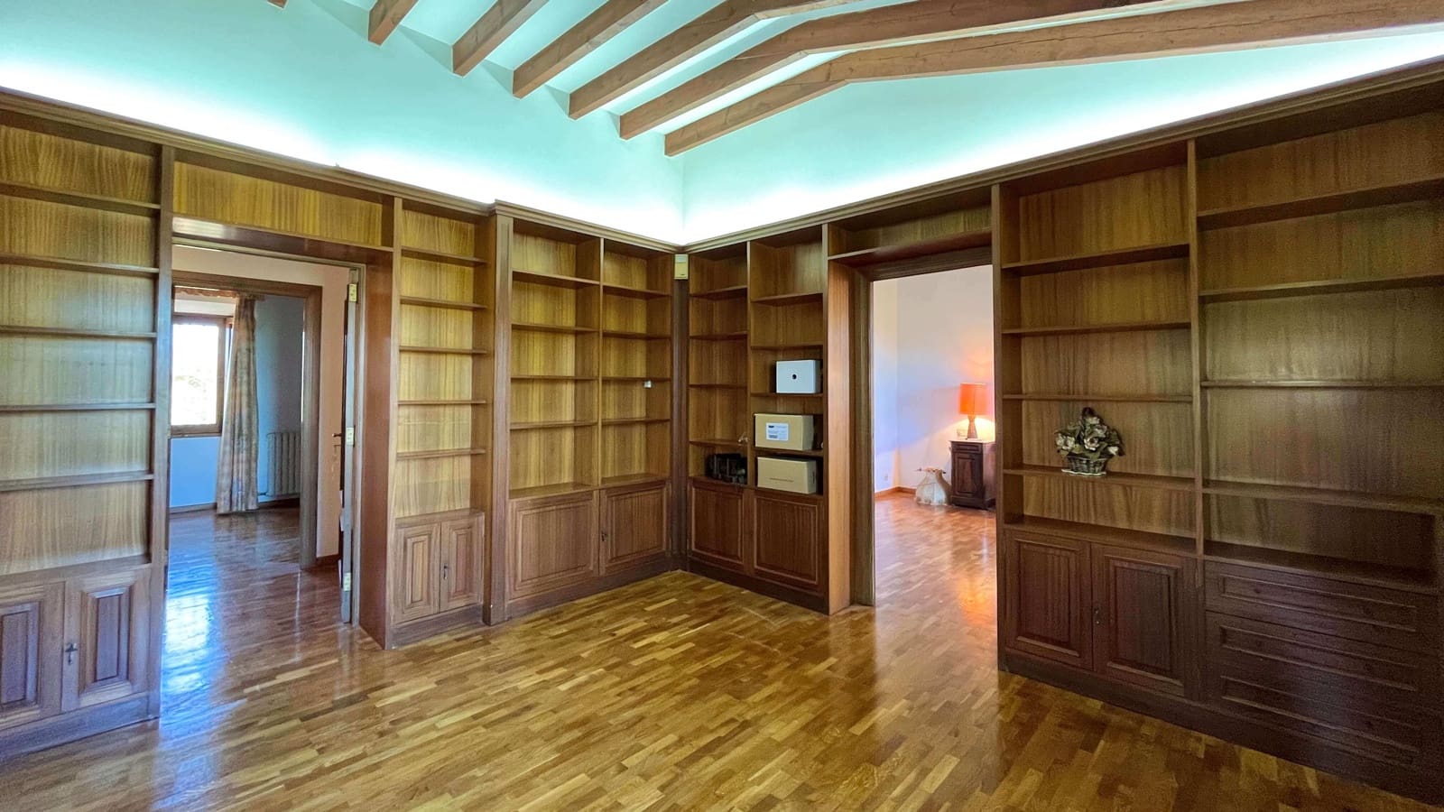 6 bedroom Finca/Country House for sale in Marratxi with pool garage - € 2,300,000 (Ref: 8408954)