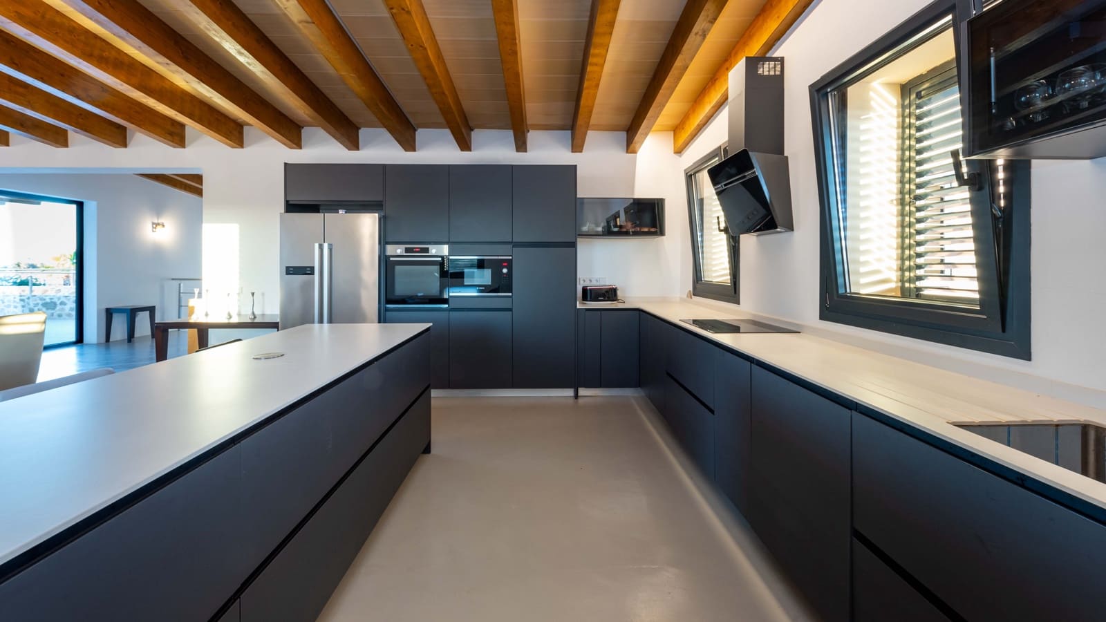 5 soveværelse Finca/Landehus til salg i Campos med swimmingpool garage - € 3.200.000 (Ref: 8410904)