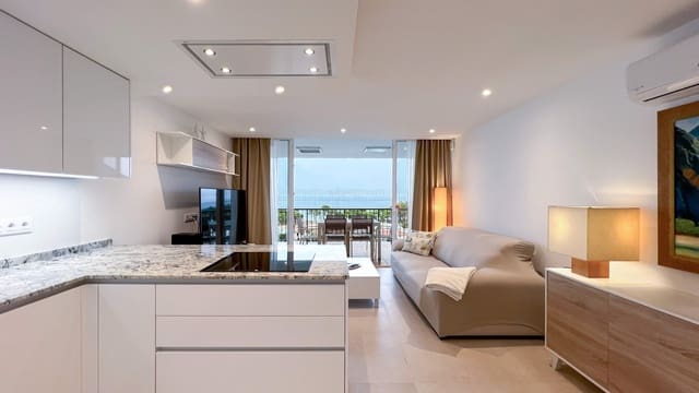 2 sypialnia Penthouse do wynajęcia w Platja d'Alcúdia, Alcúdia z basenem - 2 000 € (Ref: 8425544)