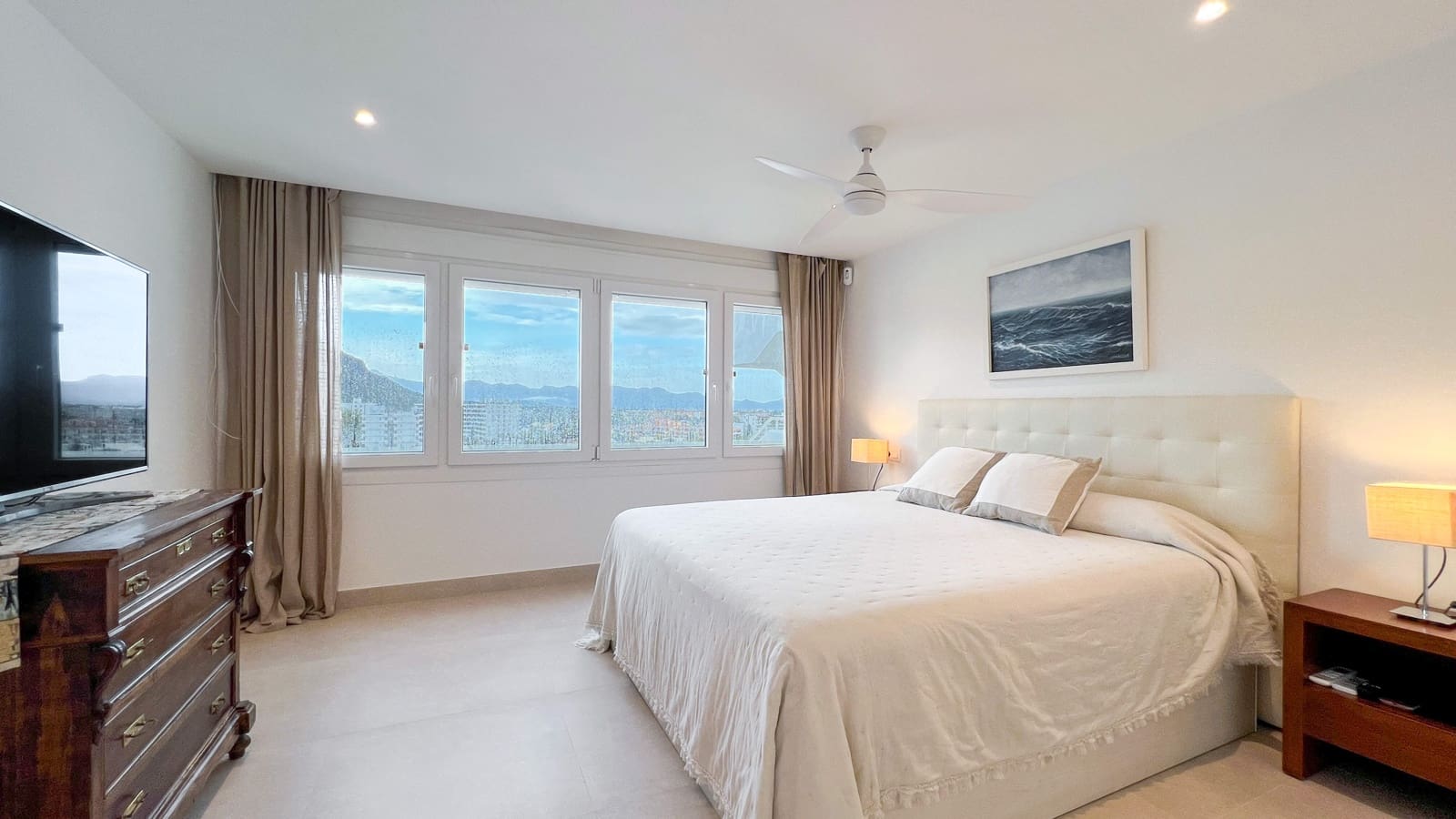 2 Zimmer Penthouse zu vermieten in Alcudia mit Pool - 2.000 € (Ref: 8425544)