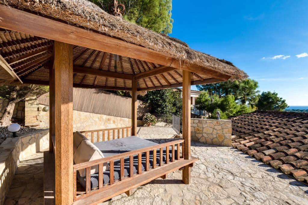 4 sypialnia Willa do wynajęcia w Bendinat z basenem garażem - 28 000 € (Ref: 8425547)