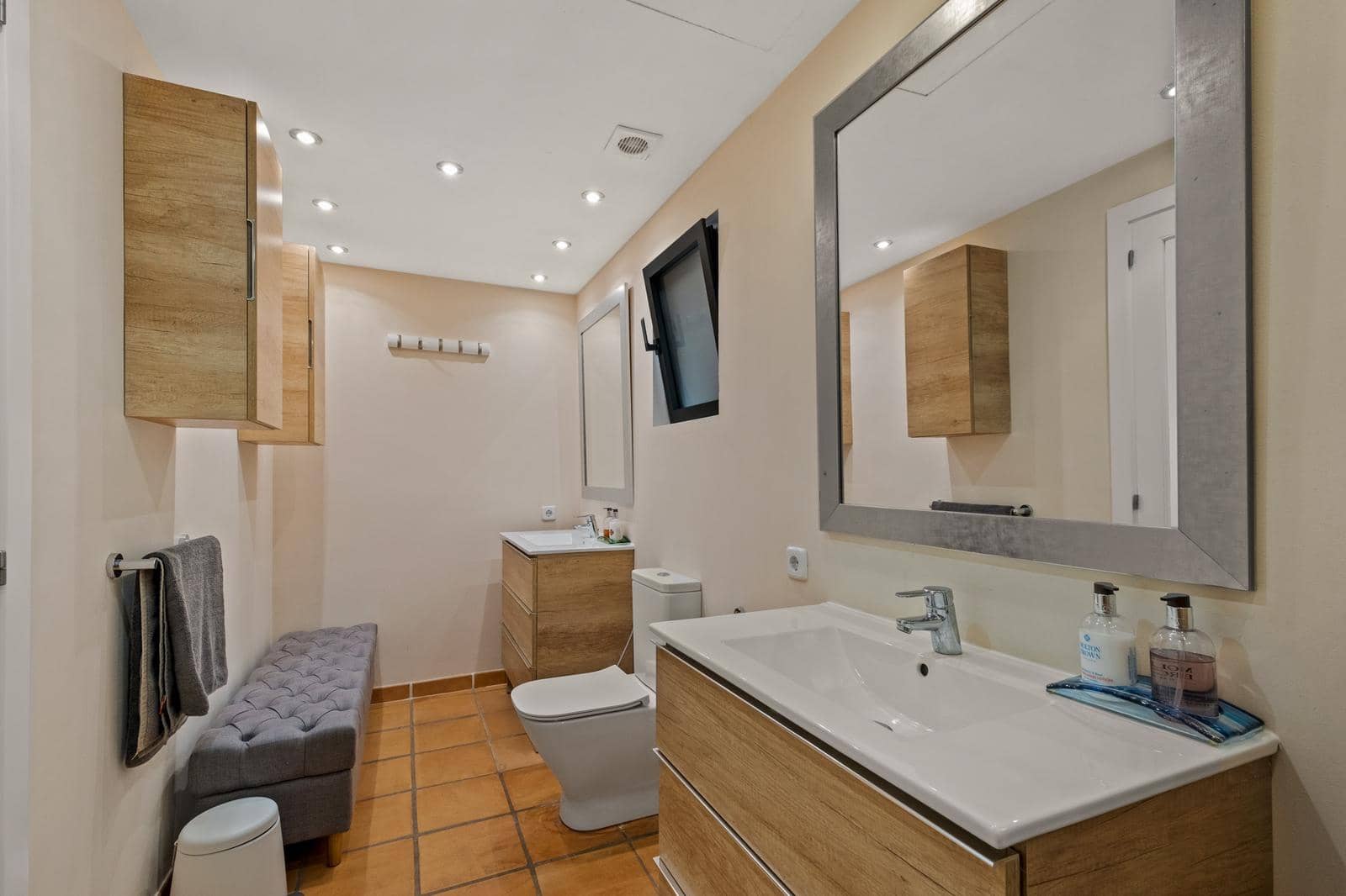 4 sypialnia Willa do wynajęcia w Bendinat z basenem garażem - 28 000 € (Ref: 8425547)