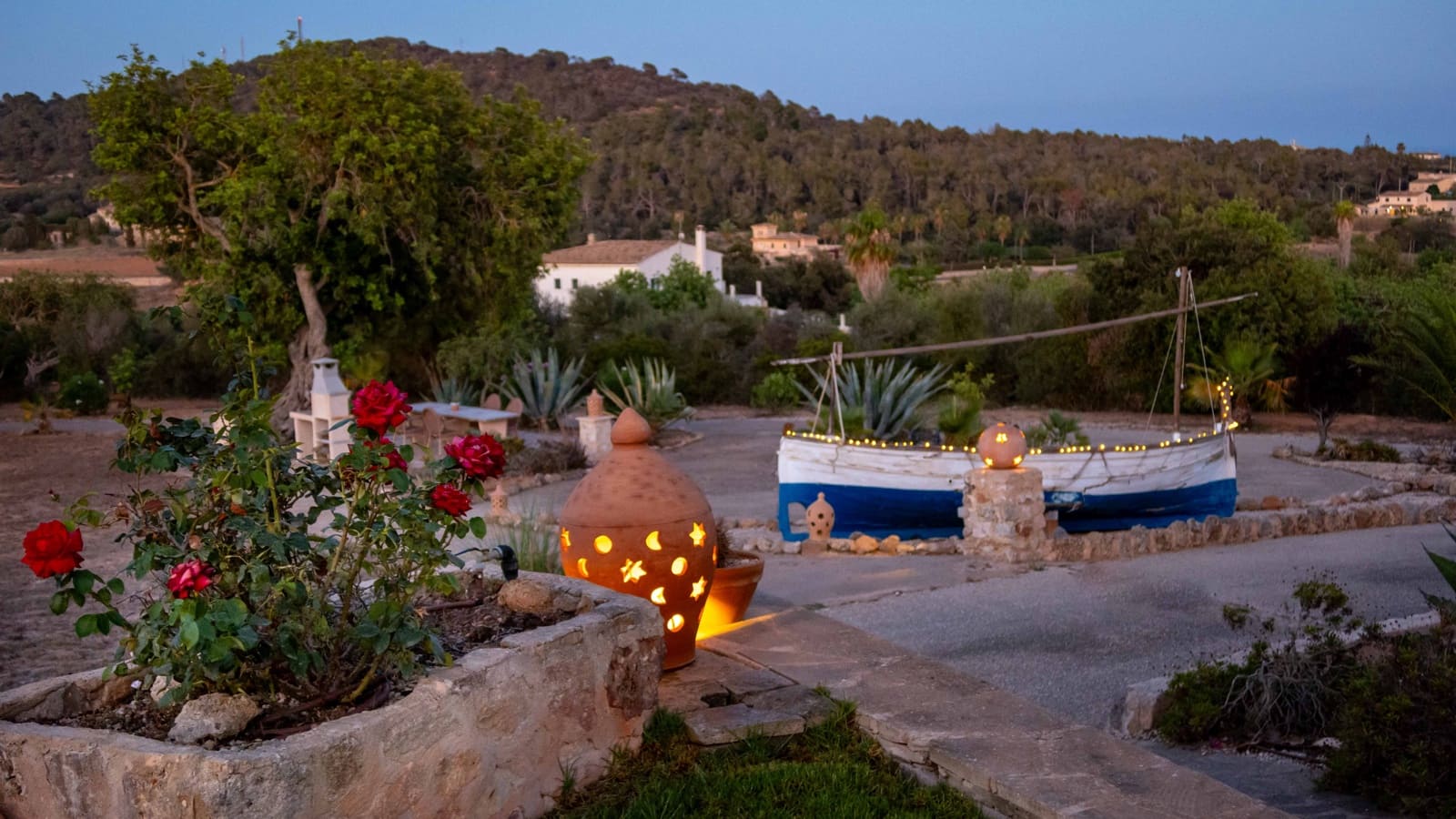 8 soveværelse Finca/Landehus til salg i Calonge med swimmingpool garage - € 1.800.000 (Ref: 8431986)