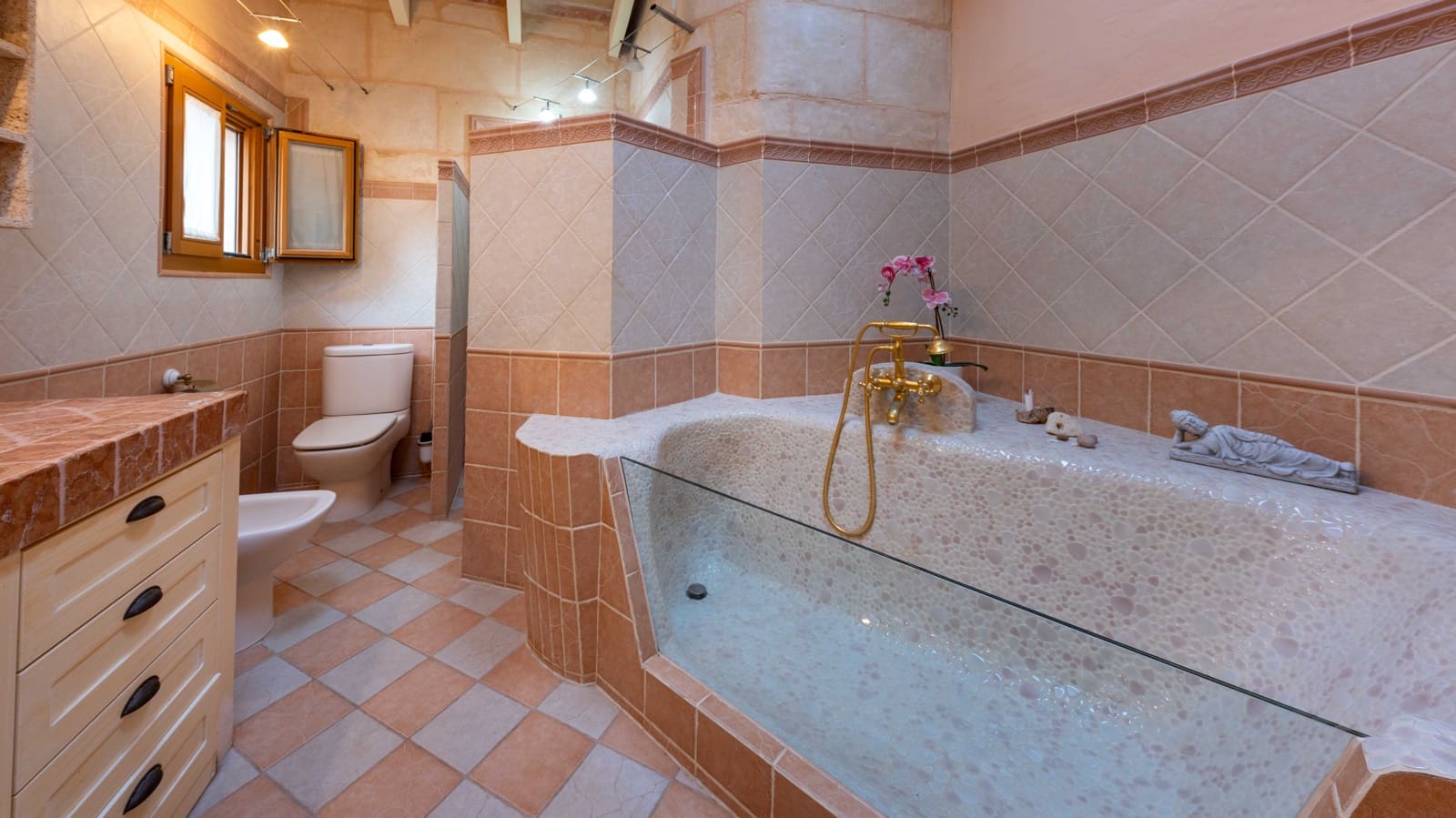 8 soveværelse Finca/Landehus til salg i Calonge med swimmingpool garage - € 1.800.000 (Ref: 8431986)