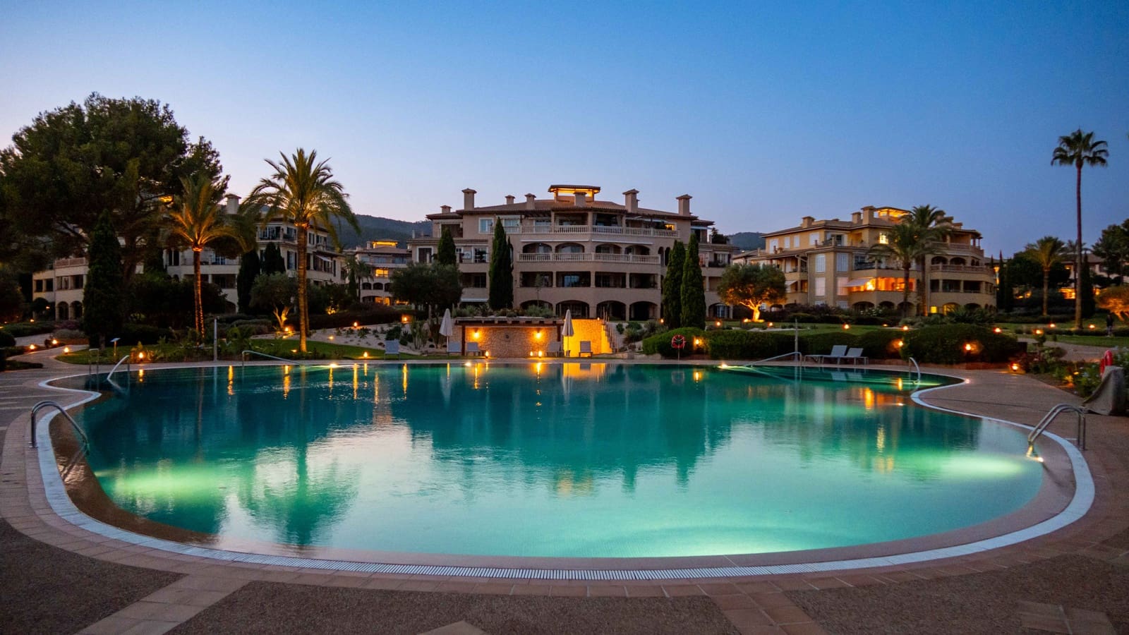 1 soveværelse Lejlighed til salg i Portals Nous med swimmingpool garage - € 2.490.000 (Ref: 8447900)