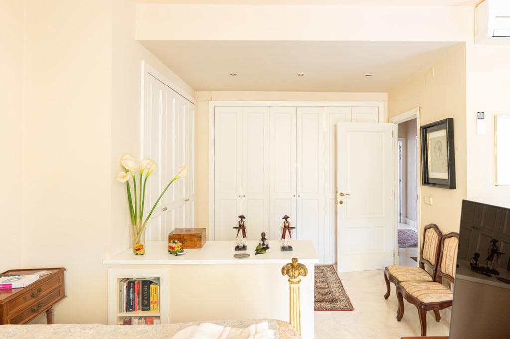 3 soveværelse Semi-Rækkehus til leje i Palma de Mallorca med swimmingpool garage - € 5.000 (Ref: 8449672)