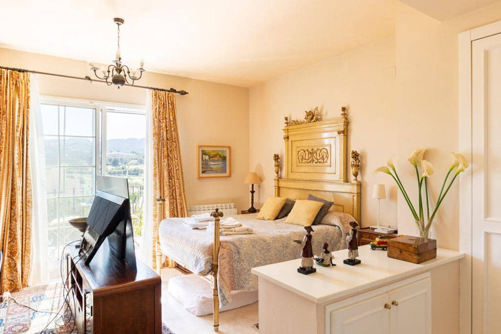 3 soveværelse Semi-Rækkehus til leje i Palma de Mallorca med swimmingpool garage - € 5.000 (Ref: 8449672)