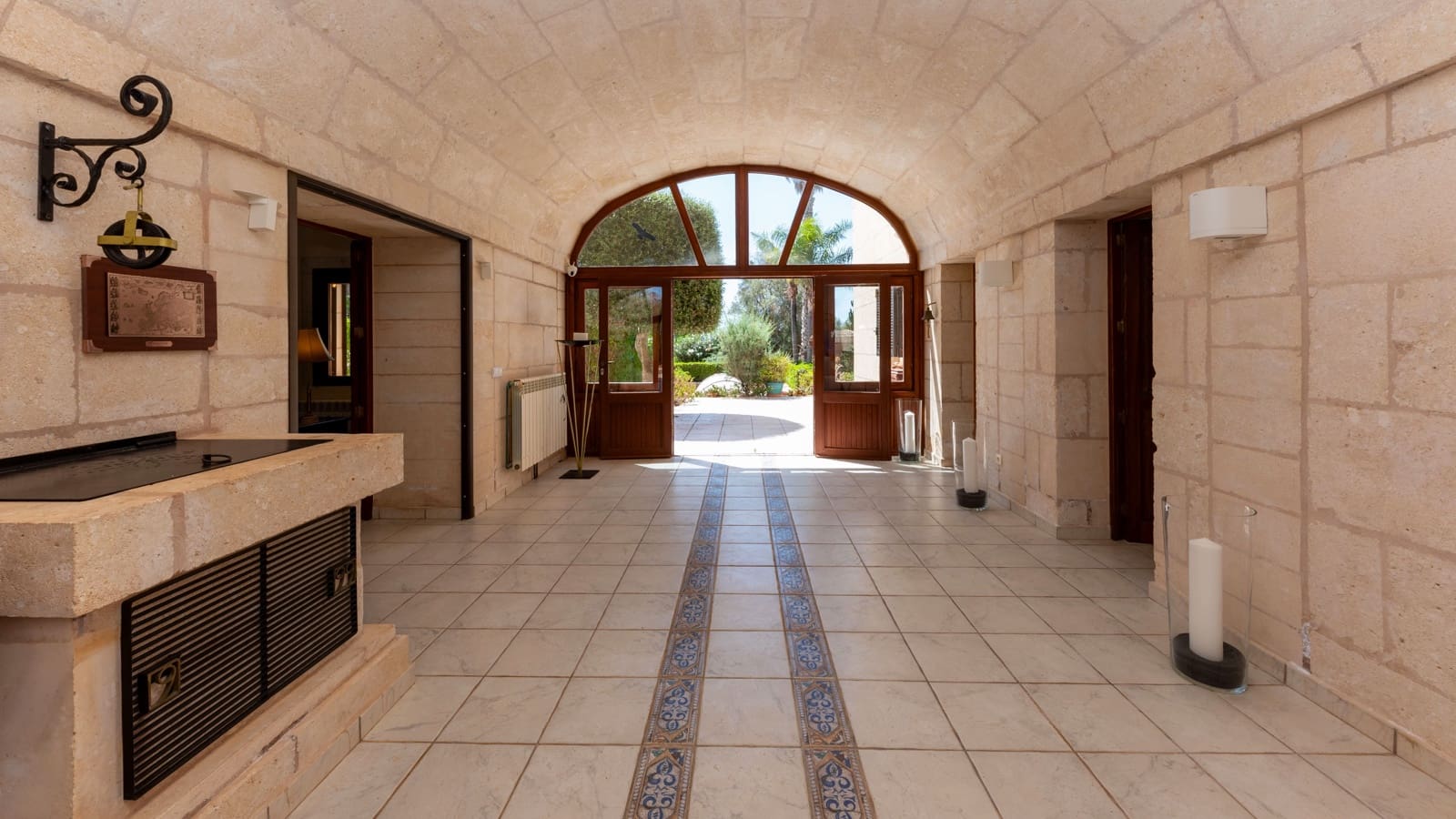 6 slaapkamer Finca/Landhuis te koop in Ses Salines met zwembad garage - € 1.850.000 (Ref: 8451592)