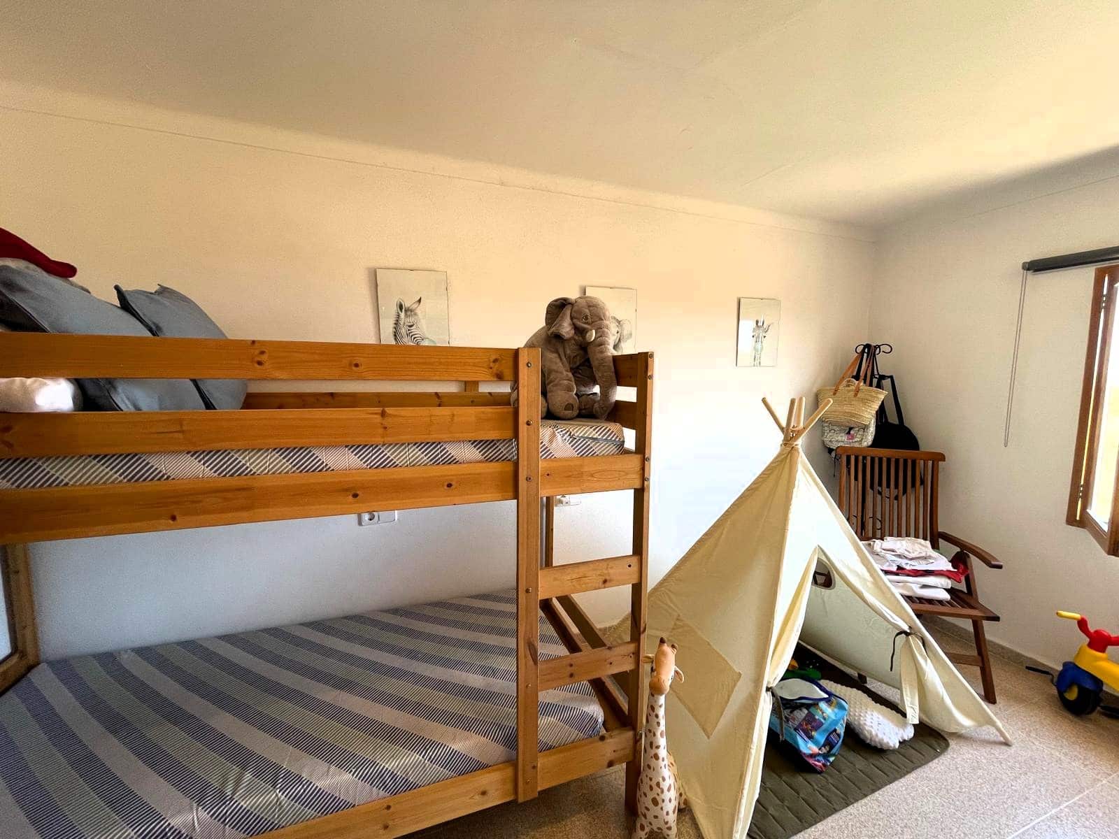 5 soveværelse Finca/Landehus til salg i Campos med garage - € 1.300.000 (Ref: 8456402)