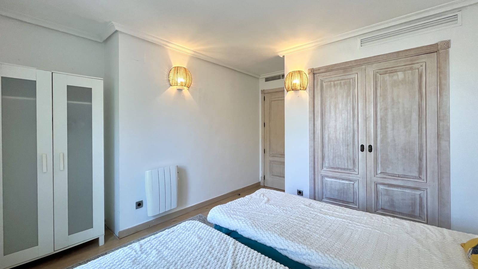 2 soveværelse Lejlighed til leje i Santa Ponsa med swimmingpool garage - € 2.000 (Ref: 8459285)