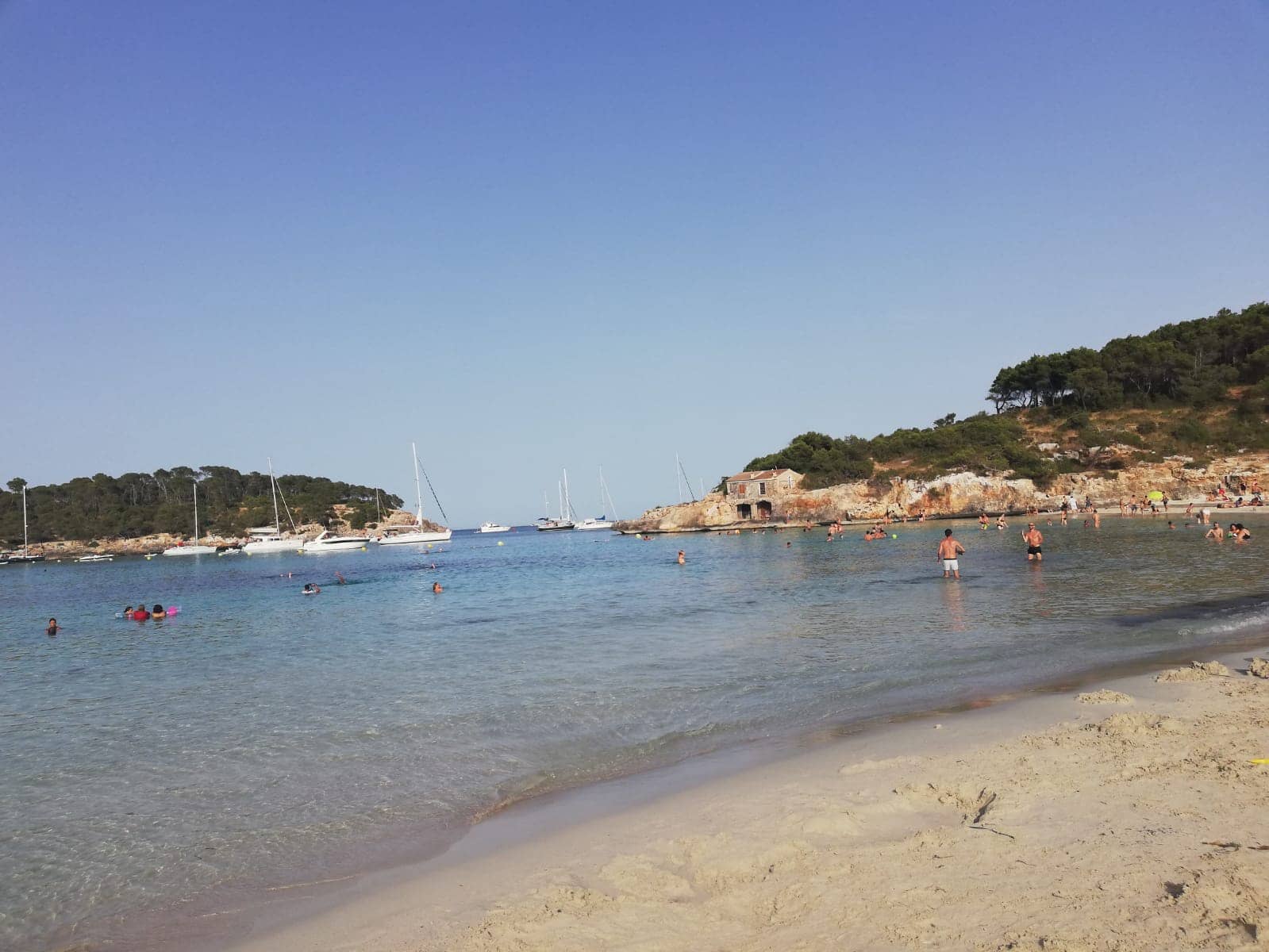 4 bedroom Villa for rent in Cala Mondrago with garage - € 2,250 (Ref: 8461256)