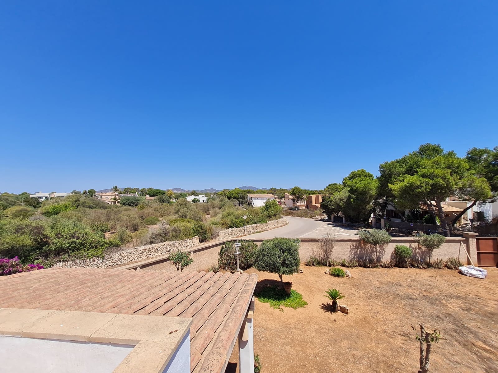 4 bedroom Villa for rent in Cala Mondrago with garage - € 2,250 (Ref: 8461256)