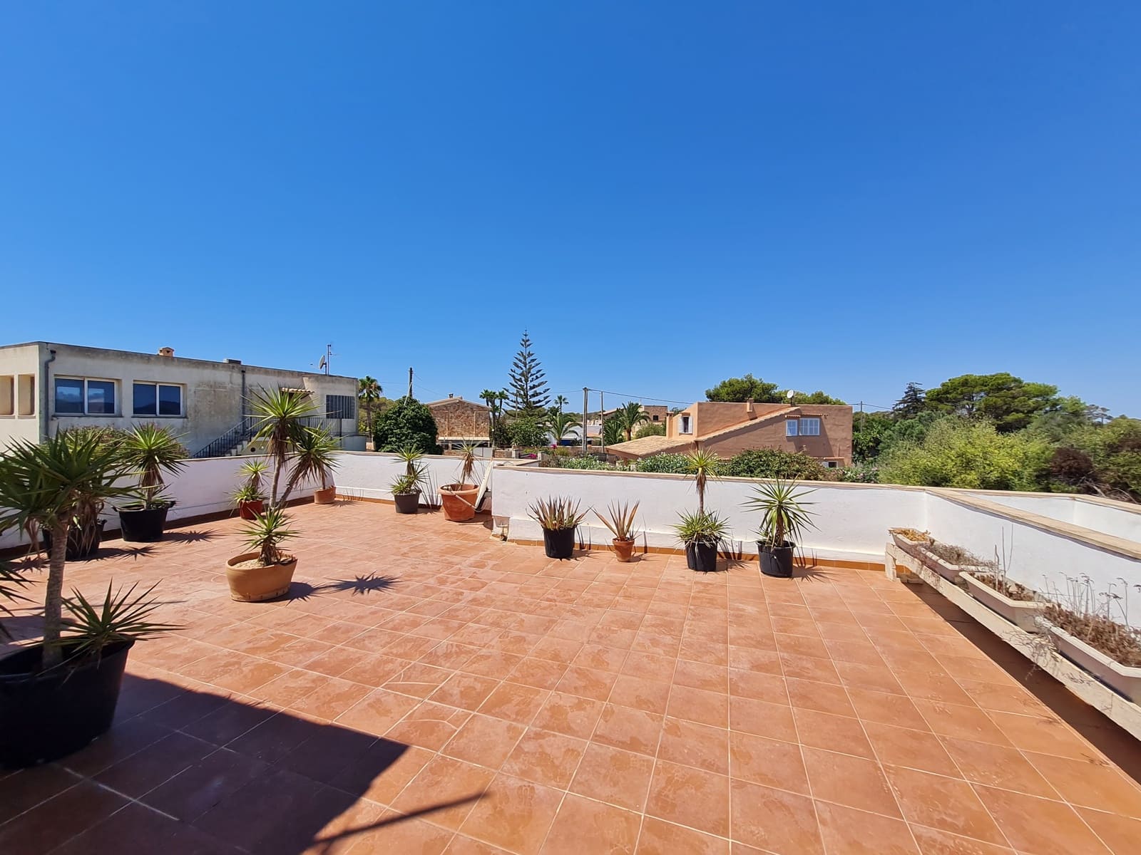 4 bedroom Villa for rent in Cala Mondrago with garage - € 2,250 (Ref: 8461256)