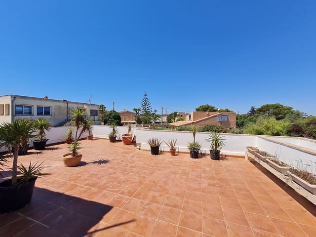 4 bedroom Villa for rent in Cala Mondrago, Santanyí with garage - € 2,250 (Ref: 8461256)