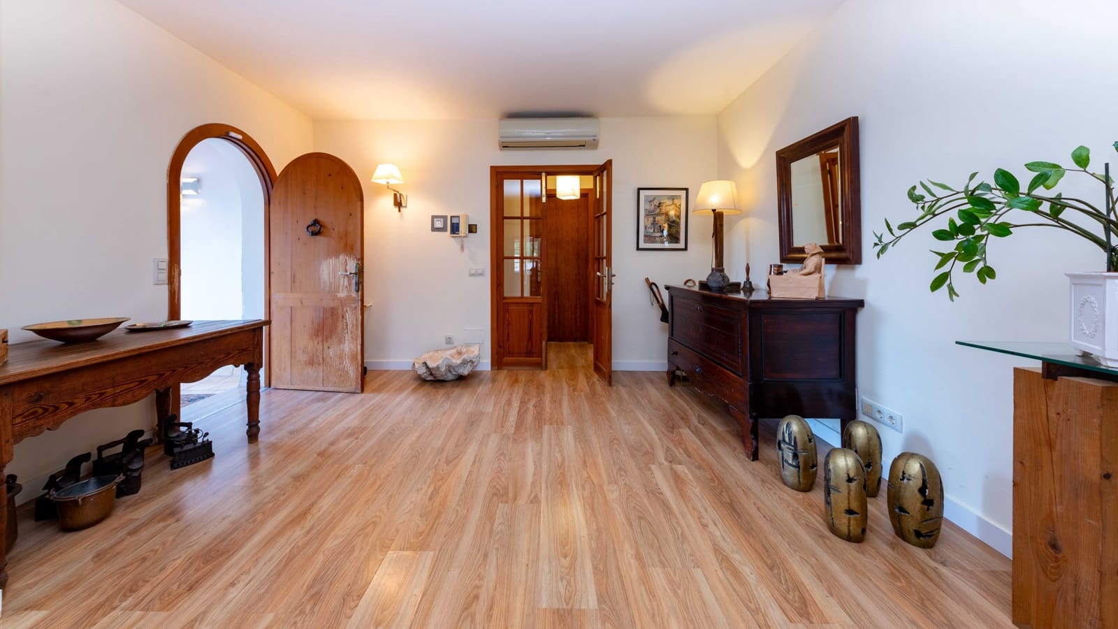 4 soveværelse Finca/Landehus til salg i Establiments med swimmingpool garage - € 1.995.000 (Ref: 8465954)