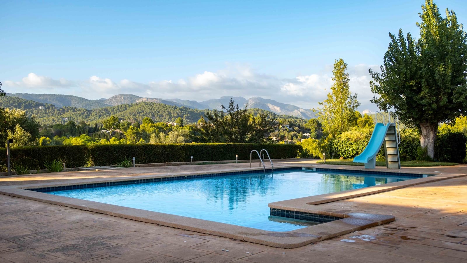 4 soveværelse Finca/Landehus til salg i Establiments med swimmingpool garage - € 1.995.000 (Ref: 8465954)