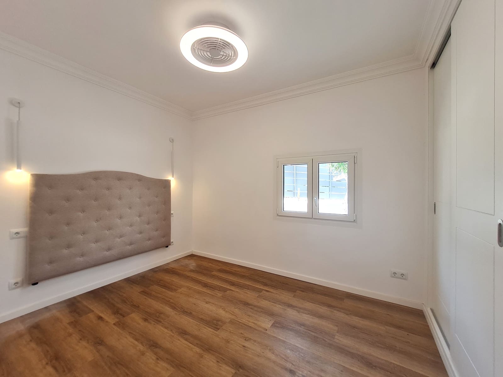 4 slaapkamer Appartement te huur in Portocolom met zwembad garage - € 2.900 (Ref: 8484179)