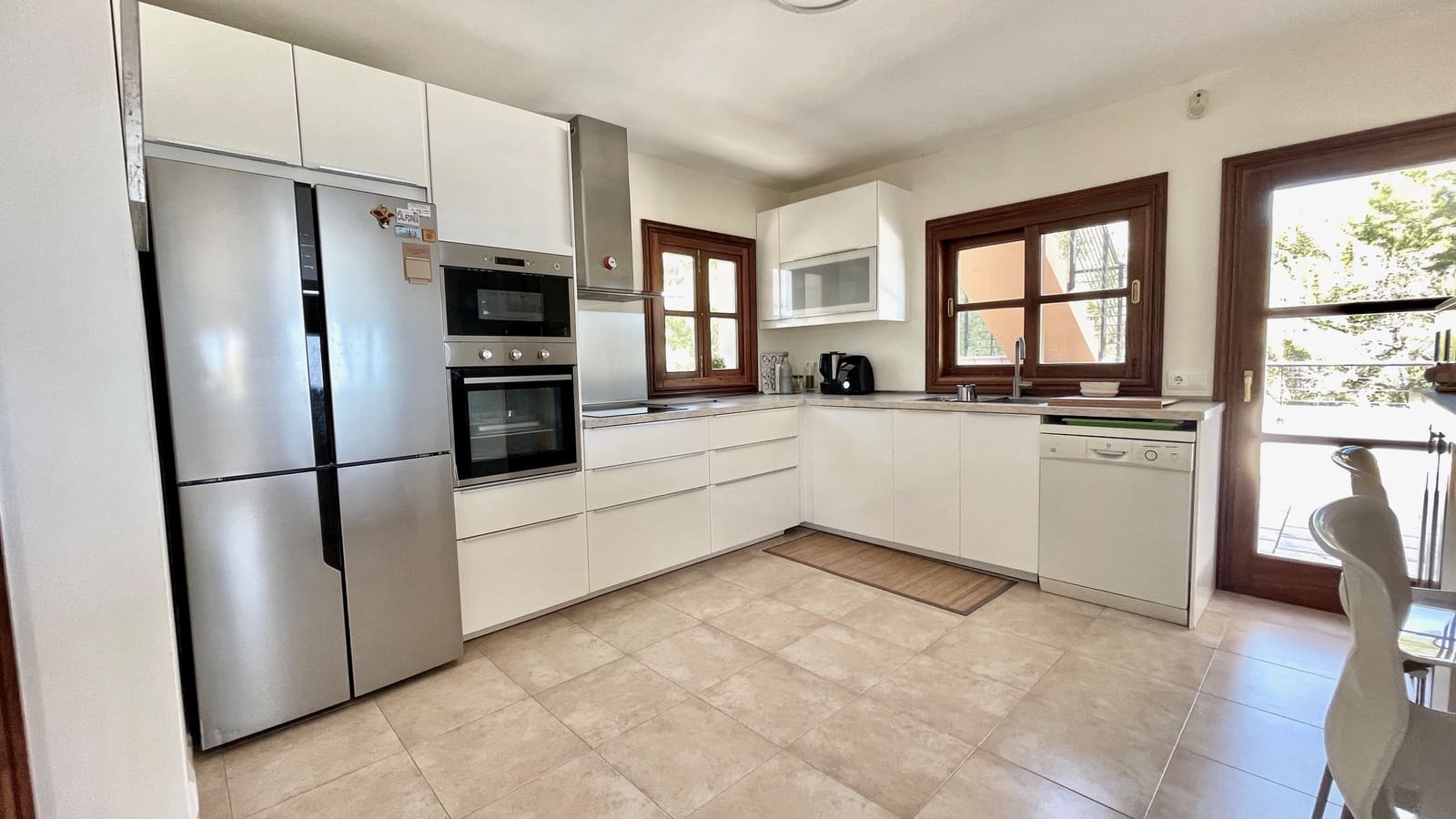 4 bedroom Villa for rent in Costa d'en Blanes with pool garage - € 6,200 (Ref: 8508142)