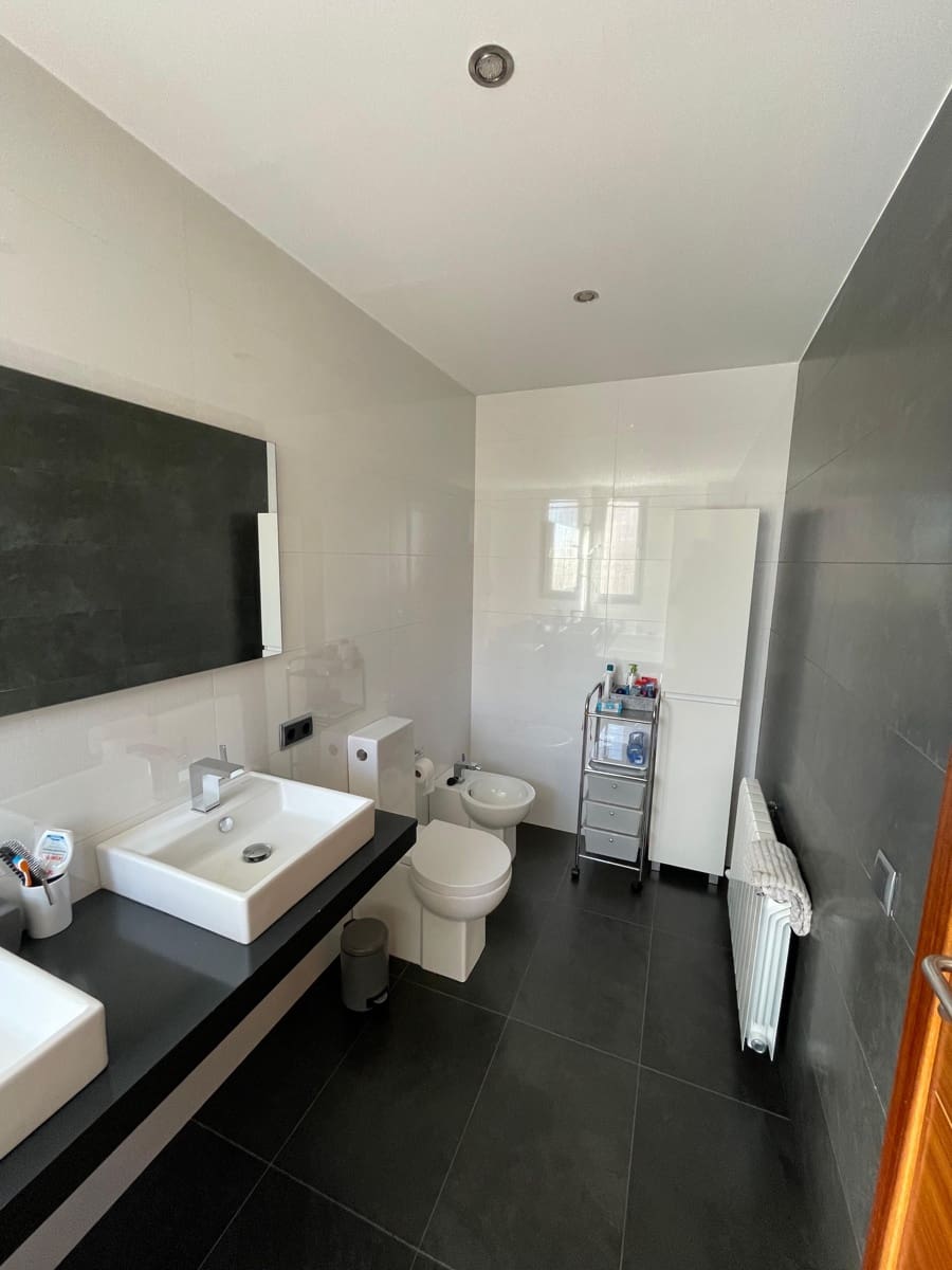 Villa/Maison Semi-Mitoyenne de 3 chambres à louer à Marratxi avec garage - 2 500 € (Ref: 8518689)