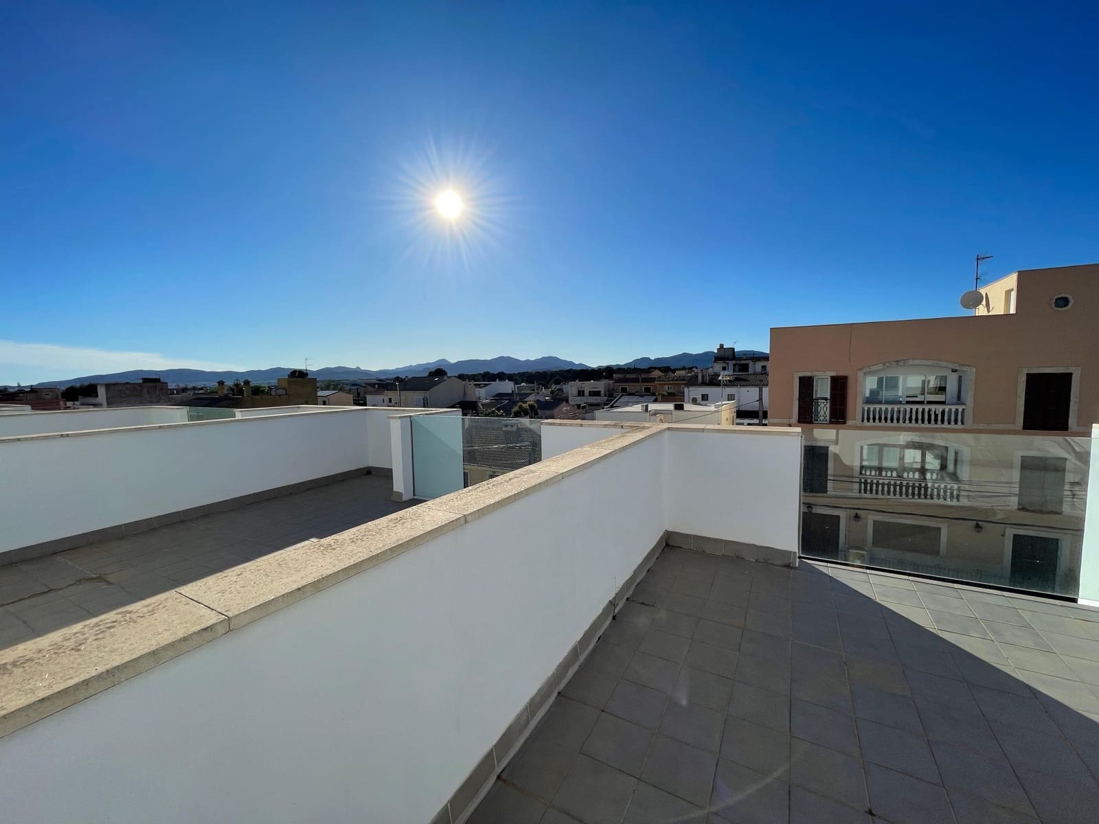 Villa/Maison Semi-Mitoyenne de 3 chambres à louer à Marratxi avec garage - 2 500 € (Ref: 8518689)