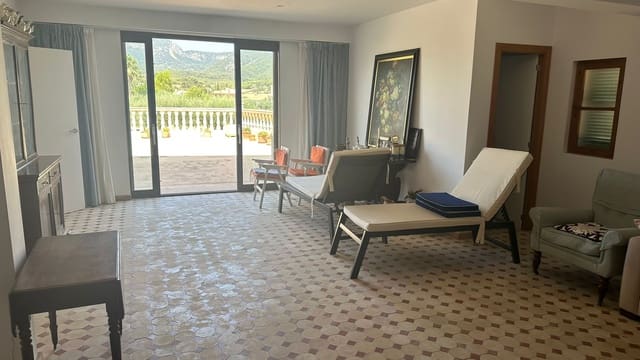 3 sypialnia Willa na sprzedaż w Establiments, Palma de Mallorca z basenem garażem - 1 200 000 € (Ref: 8525129)