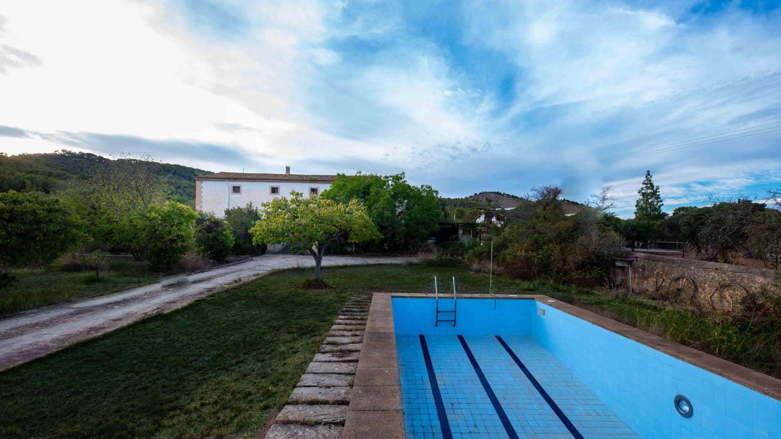 8 soveværelse Finca/Landehus til salg i Palma de Mallorca med swimmingpool garage - € 1.800.000 (Ref: 8533342)