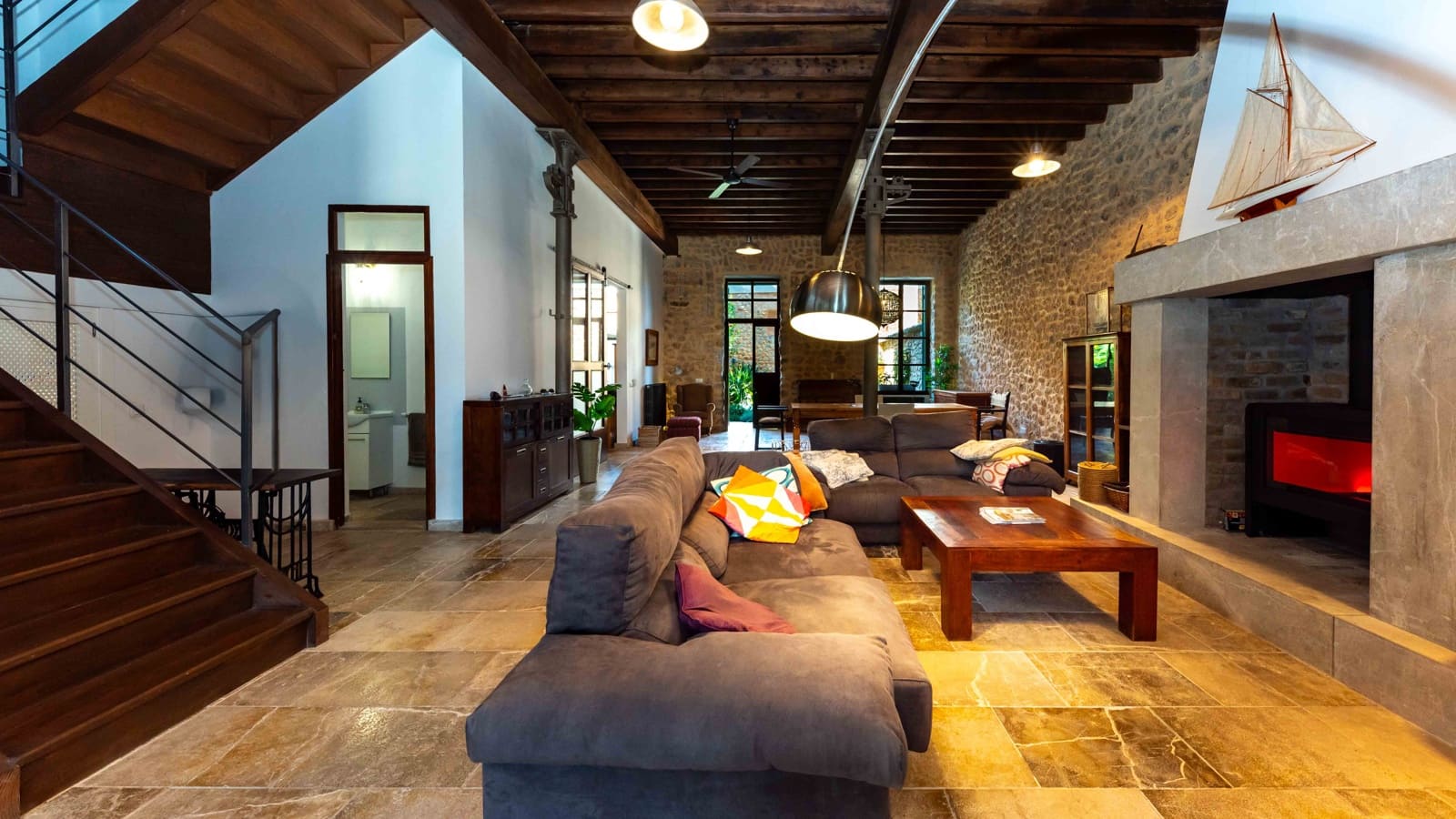 5 soveværelse Byhus til salg i Soller med garage - € 1.980.000 (Ref: 8537760)