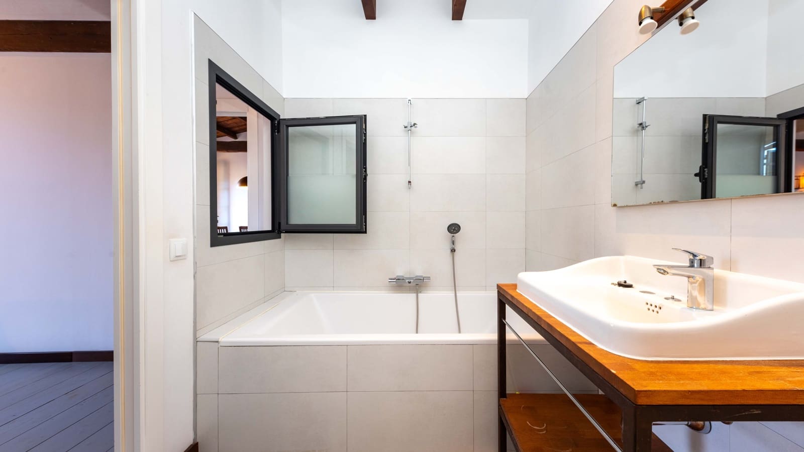 5 soveværelse Byhus til salg i Soller med garage - € 1.980.000 (Ref: 8537760)