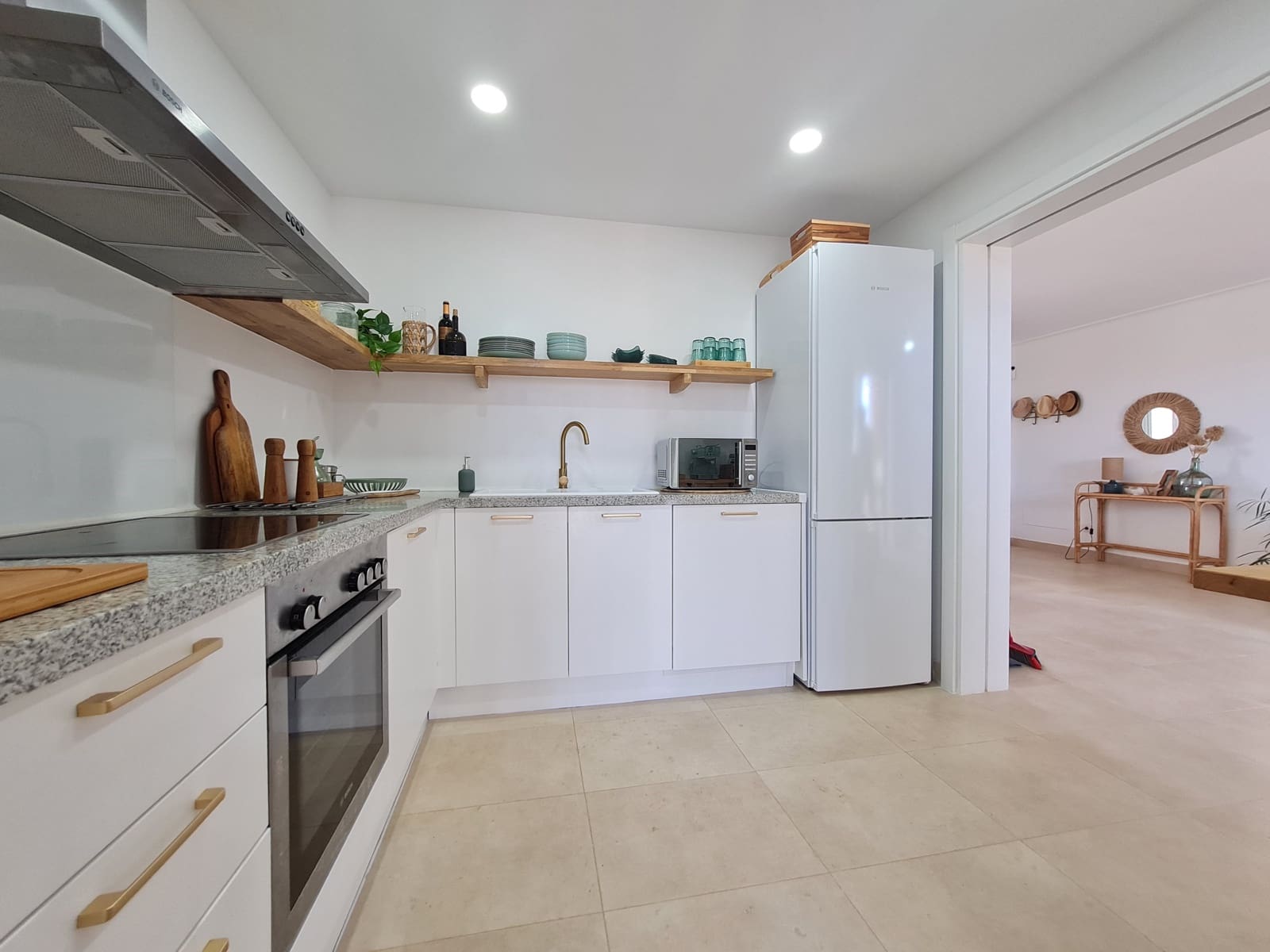 2 bedroom Apartment for rent in S'Estanyol - € 2,000 (Ref: 8546334)