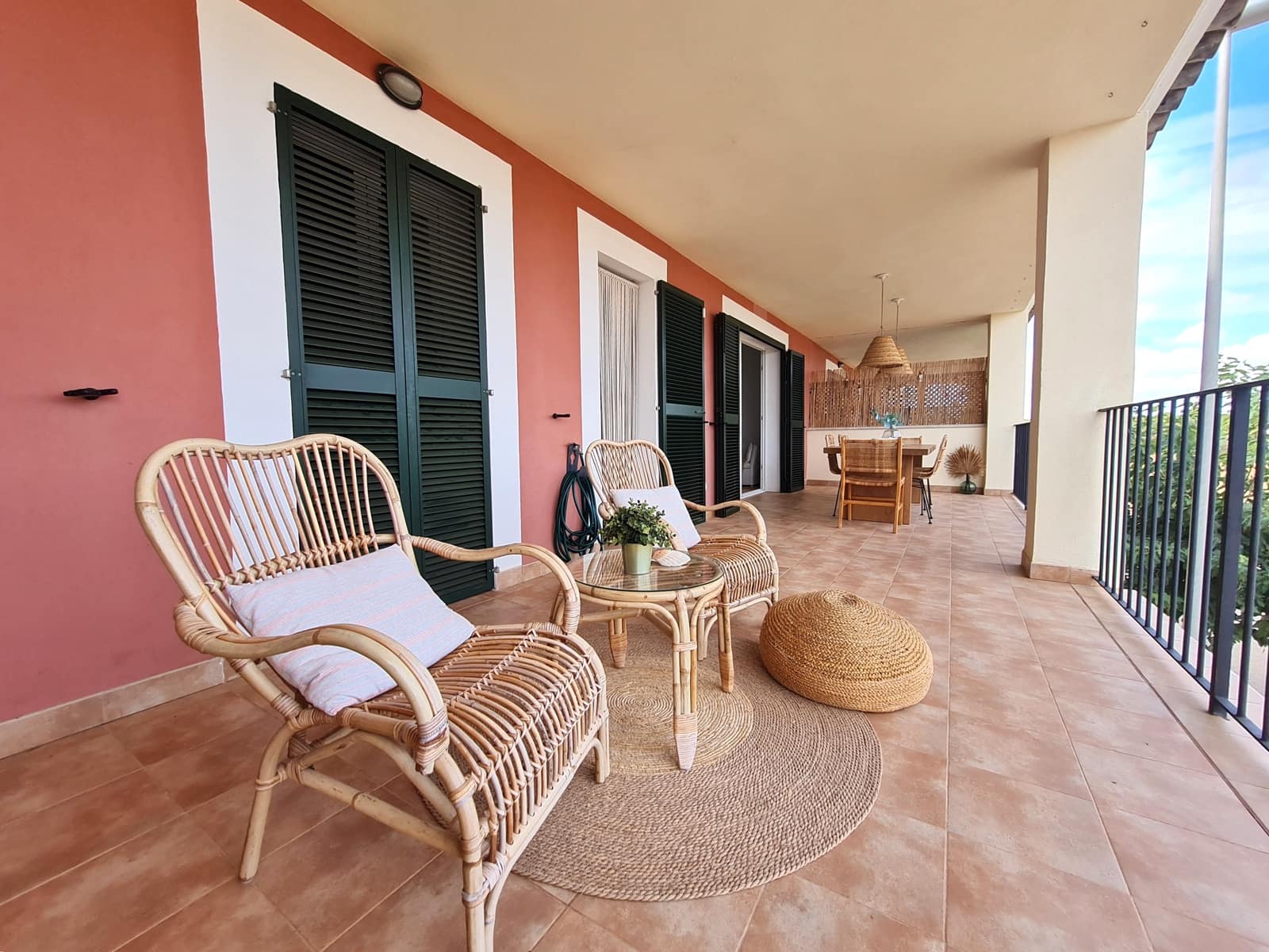 2 bedroom Apartment for rent in S'Estanyol - € 2,000 (Ref: 8546334)