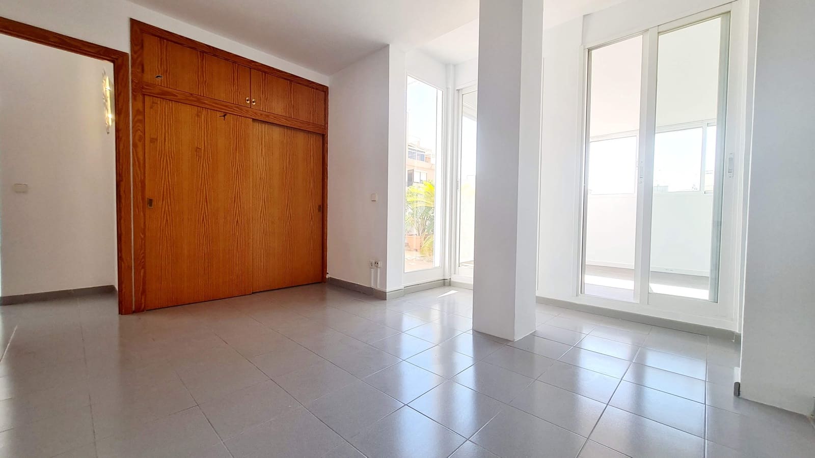 Apartamento de 2 habitaciones en Palma de Mallorca en alquiler con garaje - 1.870 € (Ref: 8548722)