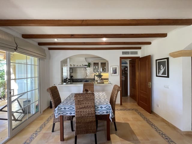 2 slaapkamer Appartement te huur in Ca'n Picafort, Santa Margalida met zwembad garage - € 2.000 (Ref: 8556288)
