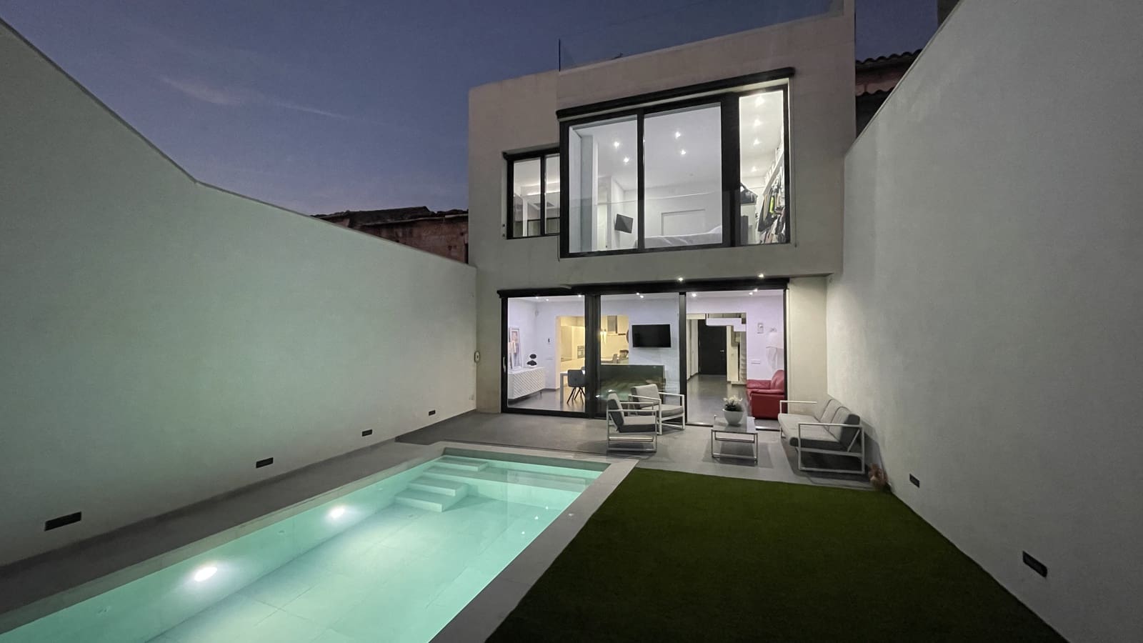 4 bedroom Villa for rent in Sa Pobla with pool garage - € 2,600 (Ref: 8563260)